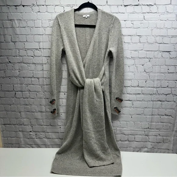 SOH Gray Knit Sweater dress size small - Picture 2 of 12